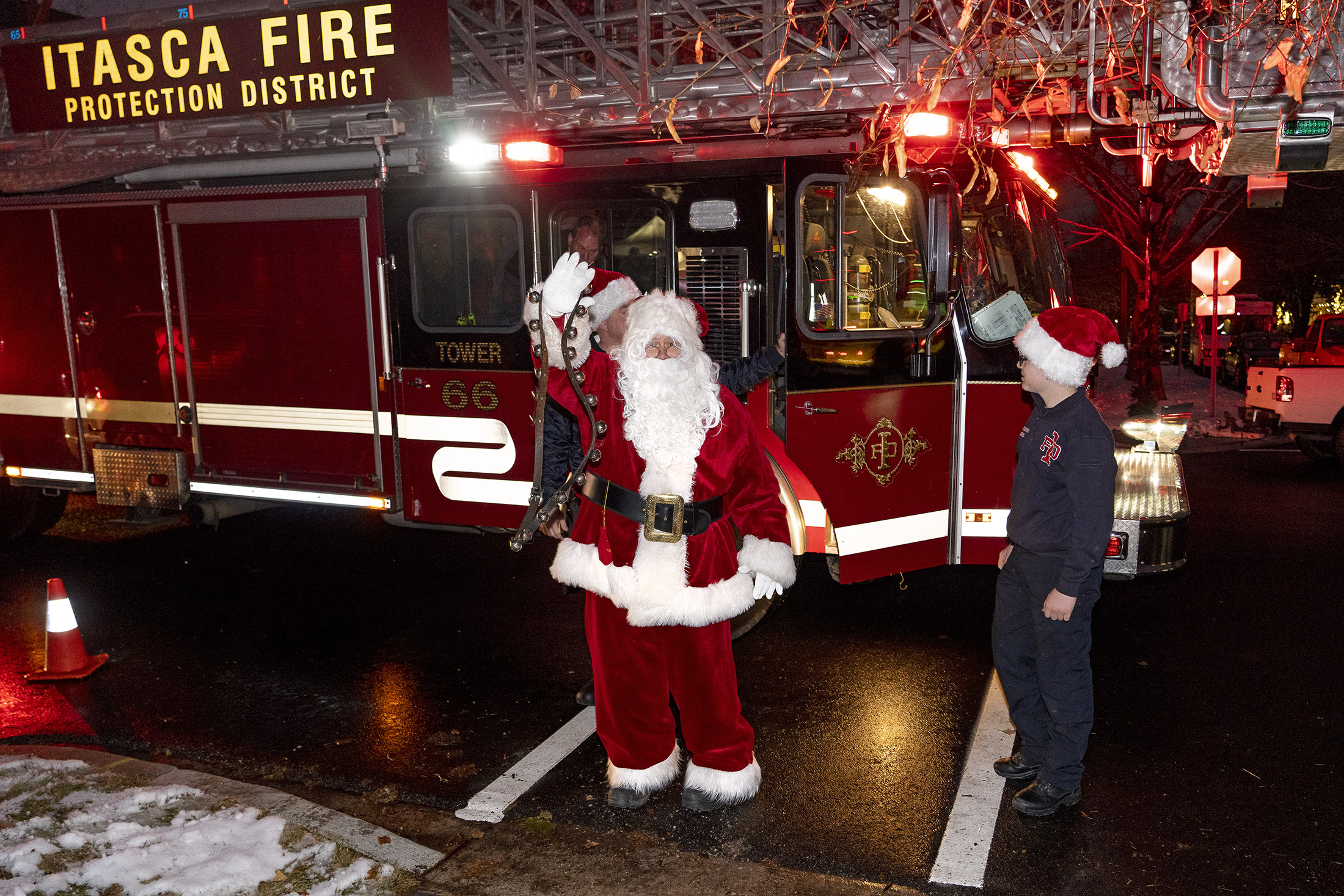 Itasca’s Winter Wonderland Holiday Lighting Event